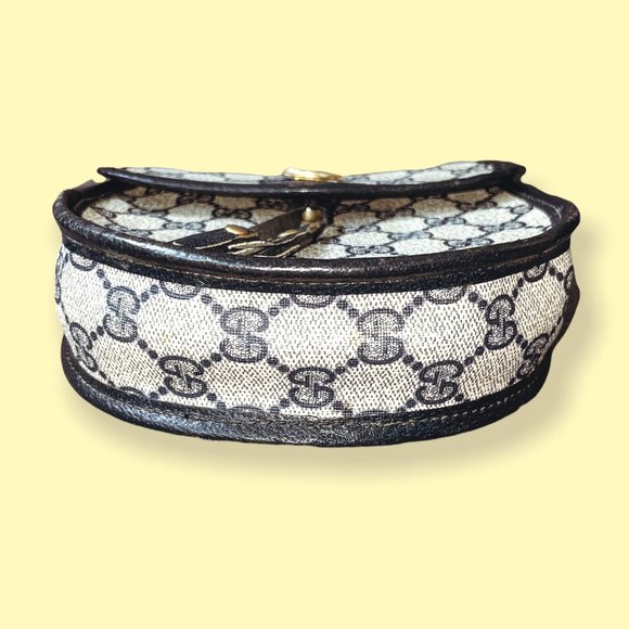 SOLD - GUCCI GG Supreme Monogram Mini Sling Crossbody - Picture 4 of 6